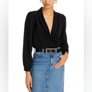 Aqua cross Over V-Neck  Black Top